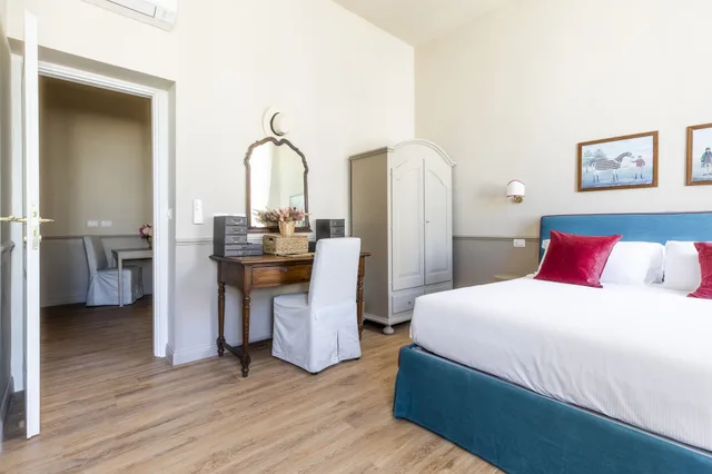 جناح جونيور بسرير كوين وسريرين منفصلين بمطبخ صغير، Hotel Donna Francesca 5/10
