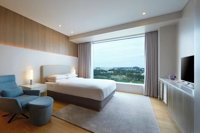 غرفة بسرير كينج، Hyatt Regency Incheon Paradise City 1/2