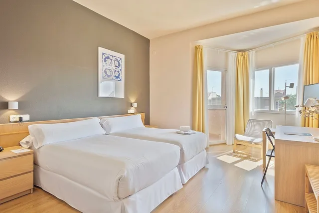 غرفة قياسية بسريرين منفصلين، Hotel TRH La Motilla 2/5