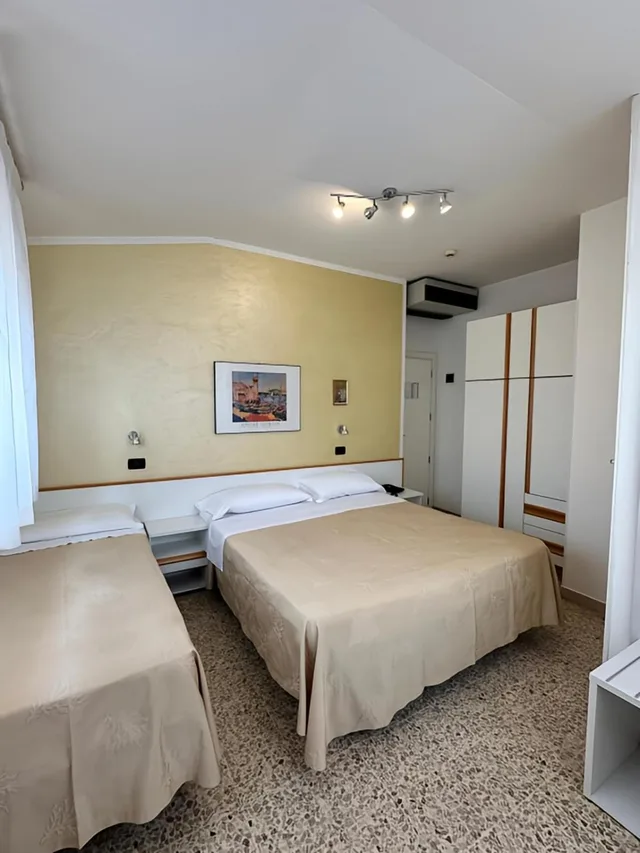 غرفة اقتصادية ثلاثية بسرير فردي، Hotel Piccinelli 5/10