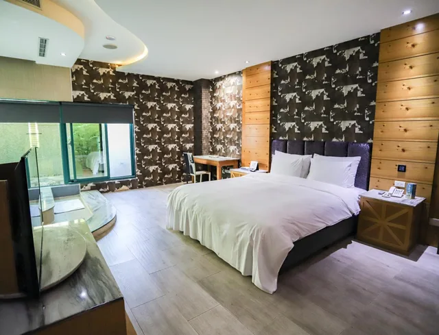 Paragon, Suite، All-Ur Boutique Motel - Chang-Hua Branch 1/1