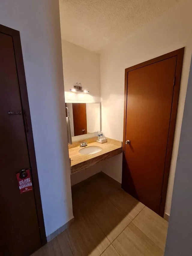 Executive, Double Bed, Hotel Marlon 7/7