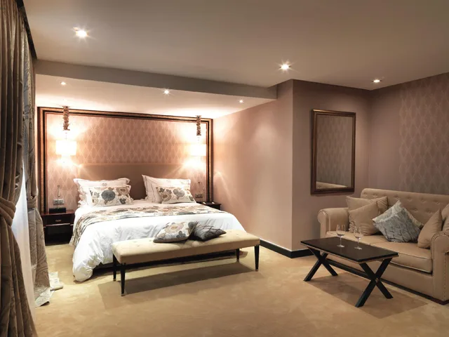 Ambassador, Suite، The Russelior Hotel & Spa 2/2