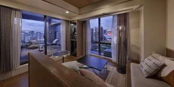 غرفة ديلوكس ثلاثية بشرفة، Hotel The Hakata Terrace Fukuoka 1/1
