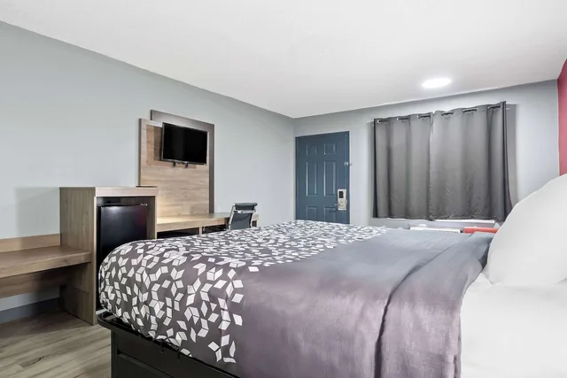 غرفة بسرير كينج للمدخنين، Econo Lodge Kennett 3/5