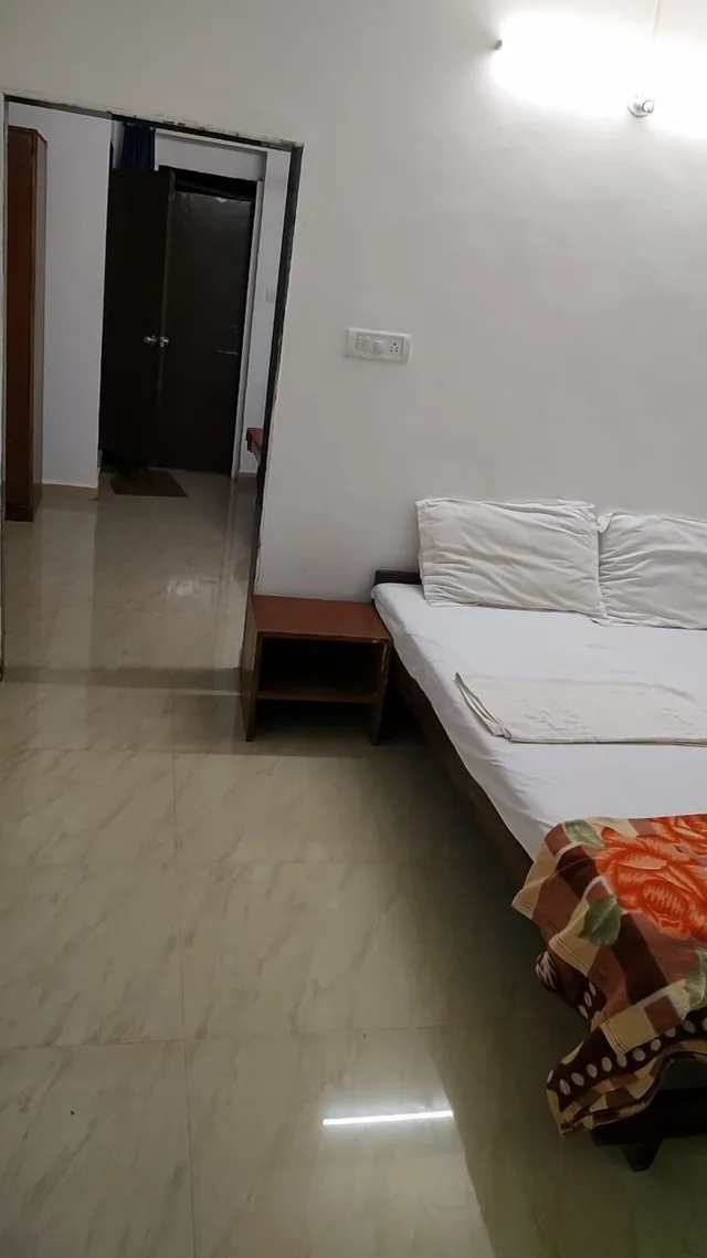 غرفة قياسية ثلاثية بثلاثة أسرّة، Poonam Village Resort 5/5