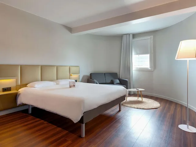 غرفة عائلية بسرير مزدوج مع أريكة، Ibis Budget La Roche Sur Yon 3/3