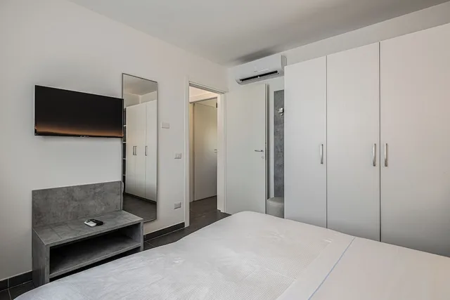 1 Bedroom, Apartment, Queen Bed, Sofa, Balcony, Cavalluccio Marino 5/8