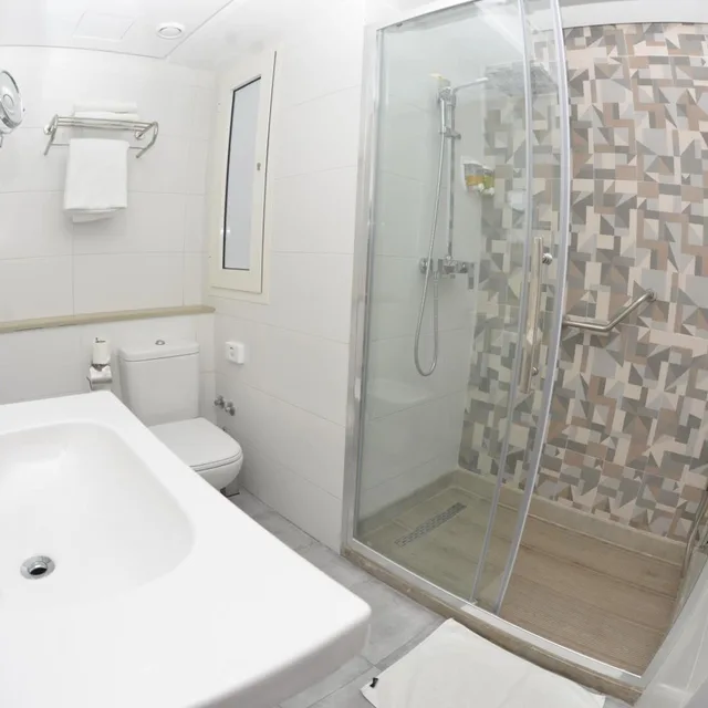 غرفة كومفورت ثلاثية، GARDENIA BOUTIQUE HOTEL 6/7