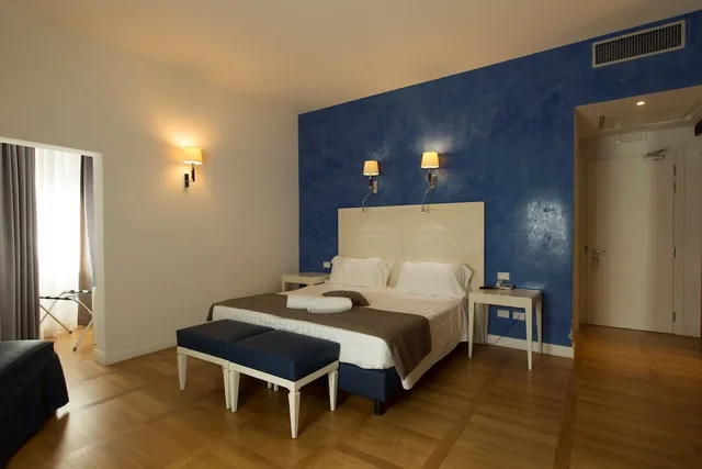 غرفة ديلوكس رباعية، FLORIS HOTEL 3/5