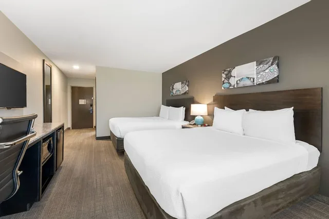 Room, 2 Queen Beds, Accessible, Caretta Landing Sarasota, an Ascend Collection Hotel 1/4