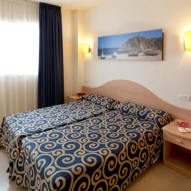 جناح عائلي، htop Royal Sun Suites 1/8