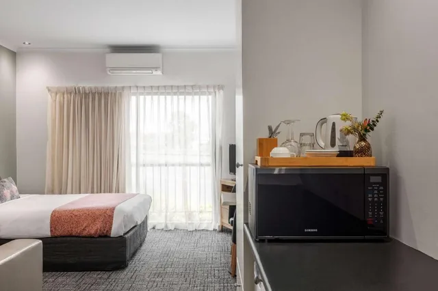 غرفة بسرير كوين، Best Western Geelong Motor Inn and Serviced Apartments 6/6
