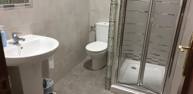 Room, Triple, 3 Beds, Private Bathroom, Ground Floor, Pension Catedral 10/10