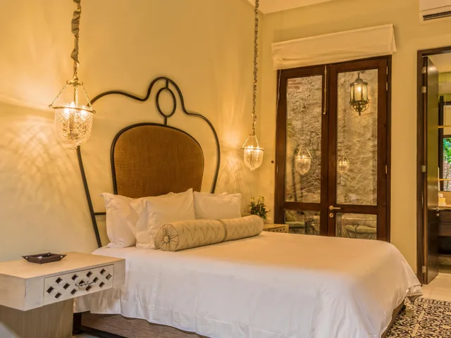 غرفة سوبيريور، Capellan de Getsemani 2/6