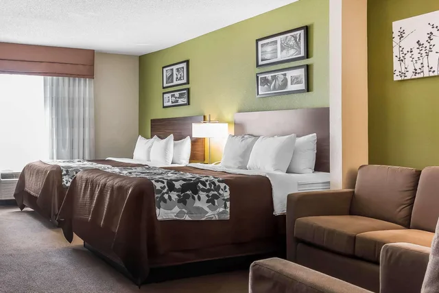 جناح بسريرين كوين، Sleep Inn & Suites Dothan North 1/2