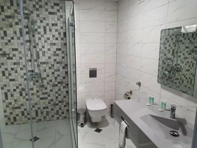 جناح بغرفتي نوم، Hotel Sps 4/4