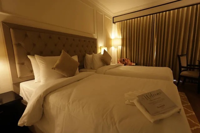 غرفة فاخرة بسريرين منفصلين، Ramada by Wyndham Jaisalmer Barmer Road 4/8