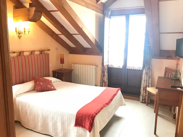 Standard, Double or Twin Bed, Posada Rural La Cabana de Salmon 5/7