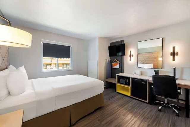 غرفة قياسية بسرير كوين، Quality Inn Yuba City/Marysville, CA 3/6