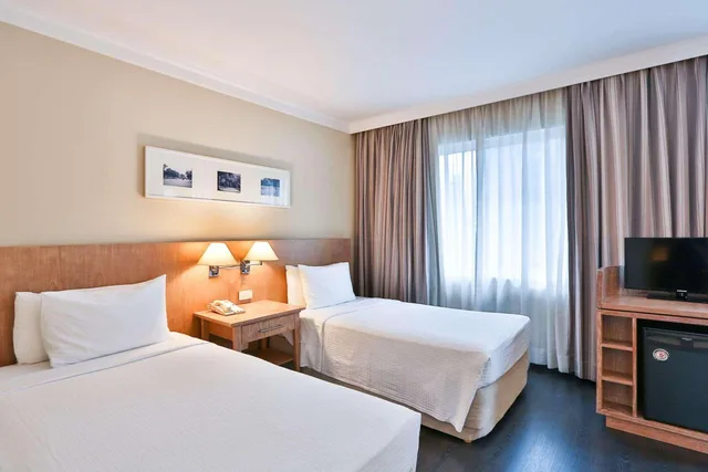 غرفة بسريرين منفصلين، Park Inn By Radisson Berrini 1/6