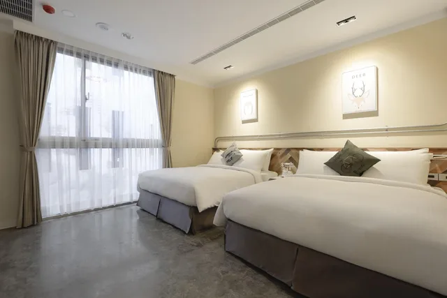 غرفة قياسية رباعية، Napas Hotel 1/2