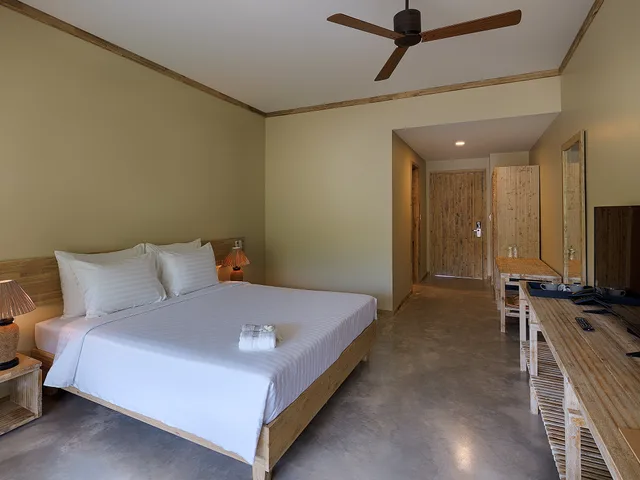 Deluxe, Double Bed, LAHANA RESORT PHU QUOC 1/3