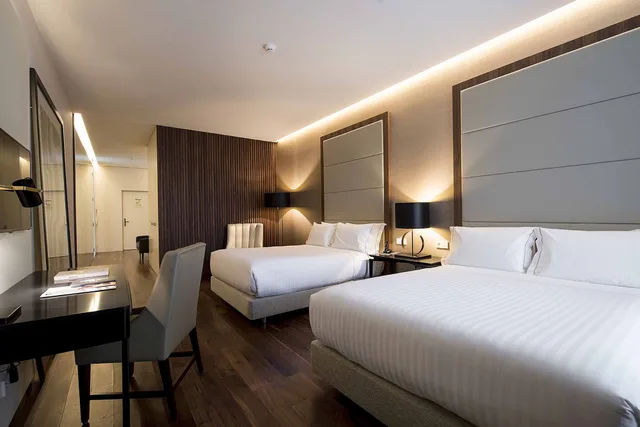 غرفة سوبيريور بسريرين مزدوجين، BESSAHOTEL LIBERDADE 1/3