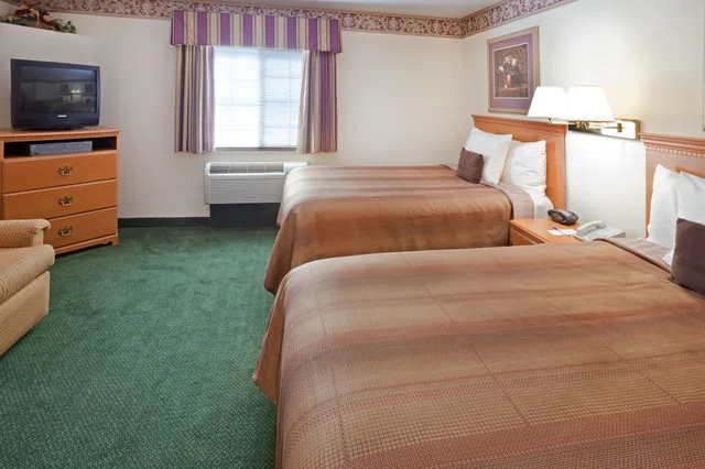 Studio, Suite, Queen Bed, Bathtub, Accessible, Candlewood Suites Tyler 1/2