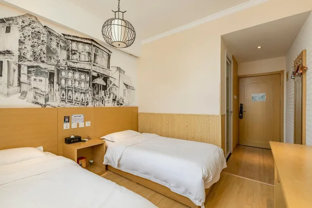 Deluxe, Single Bed, Dragon King Hostel 4/8
