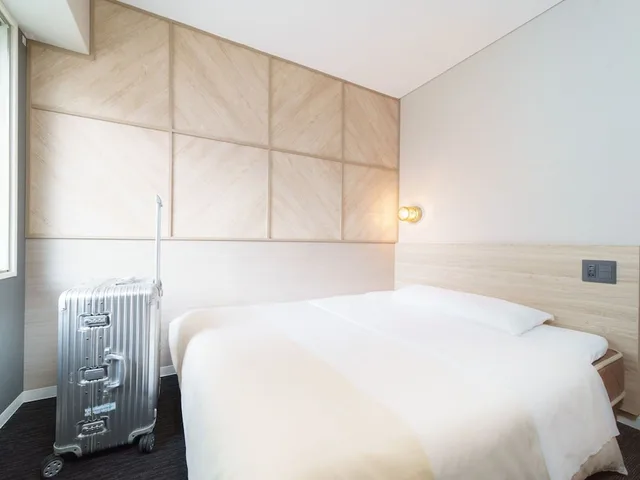 Semi Room, Single, Semi Double Bed, Smoking، Super Hotel Midosuji Line Esaka 3/6