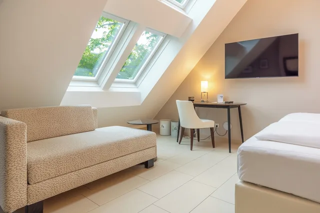 غرفة سوبيريور بسرير كينج بإطلالة على الحديقة مع أريكة، Hotel Spiess Spiess Appartement Pension 10/10