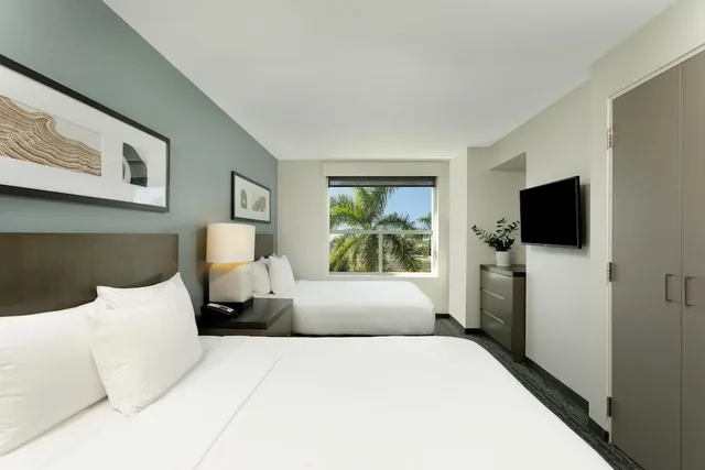 1 Bedroom, Suite, 2 Queen Beds, Bay View، Hyatt House San Juan 2/9