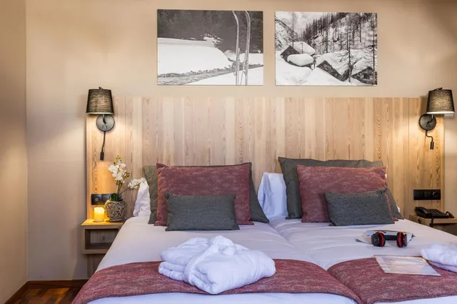 Interior, Double Bed, Hotel Grand Pas 3/10