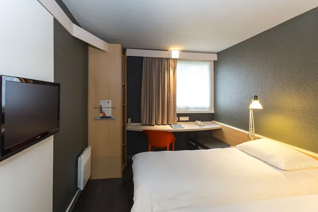 غرفة قياسية بسريرين منفصلين، Ibis Lorient 1/8