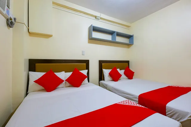 جناح عائلي، Oyo 431 Apollo 11 Apartelle 1/3