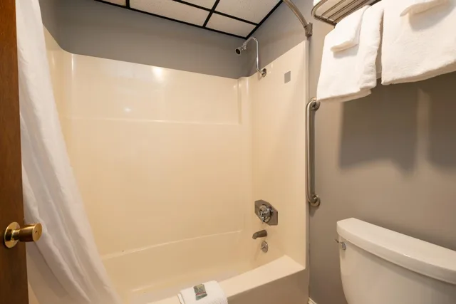 غرفة بسريرين كوين، Fireside Inn And Suites 10/10