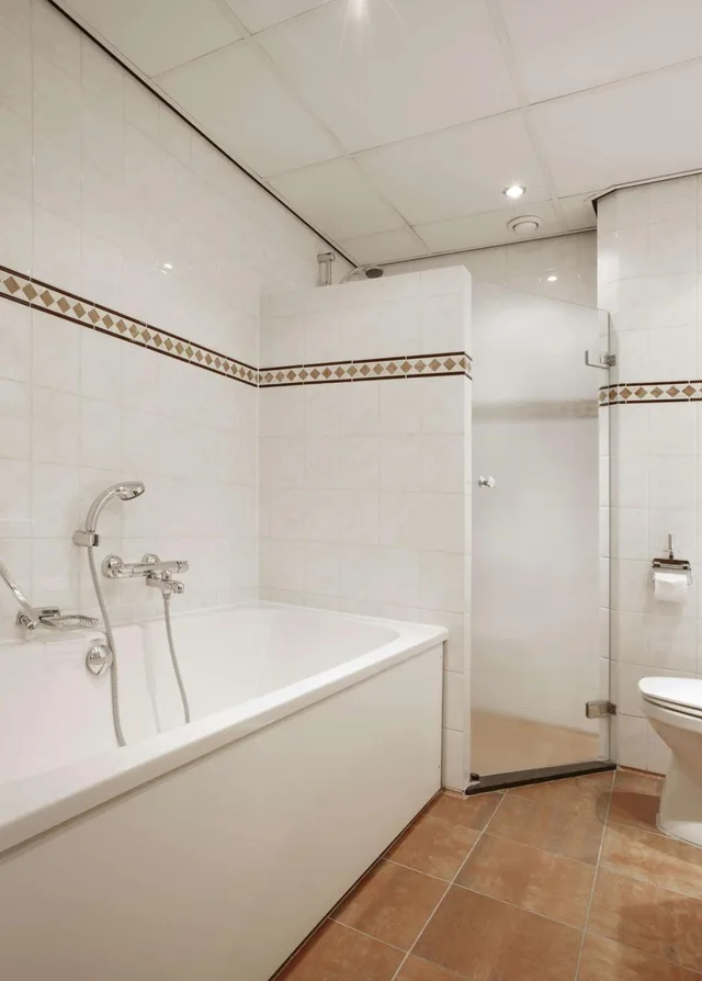 Superior, Double or Twin Bed, Xl، Nh Schiphol Airport 6/8