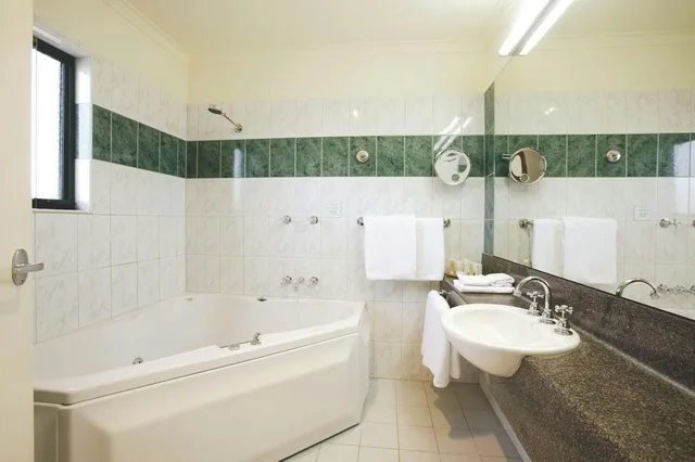 جناح تنفيذي، Gateway On Monash Boutique Hotel 2/2