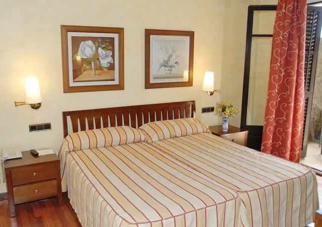 غرفة بسريرين منفصلين، Hotel El Castell 10/10