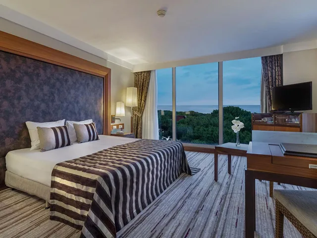 جناح بسرير كينج بجاكوزي، Rixos Sungate Hotel 1/9