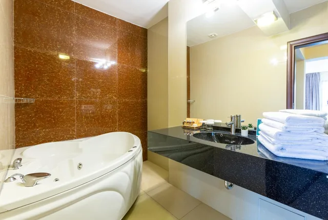 جناح بريستيج، Golden Time Hotel 5/9