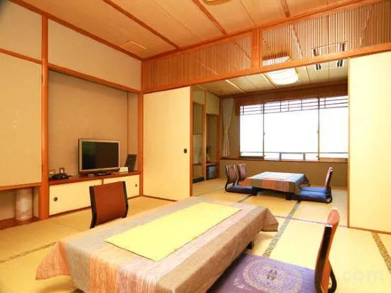 Japanese, King Bed, Jukeiso 1/1