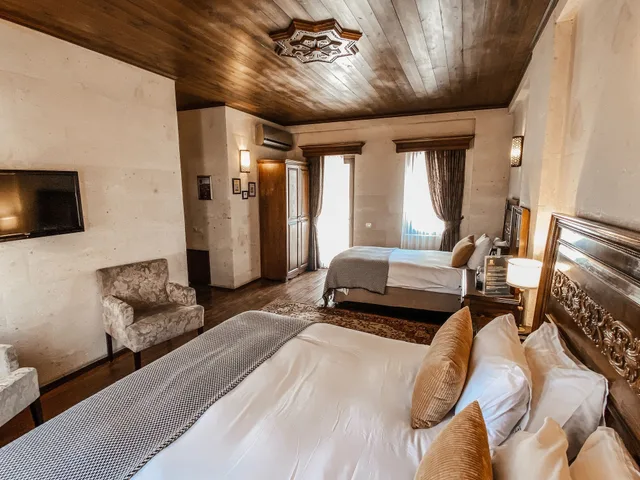 غرفة عائلية ثلاثية بسرير كينج وسرير فردي بشرفة بغرفة نوم واحدة، Osmanli Manor Hotel 2/9