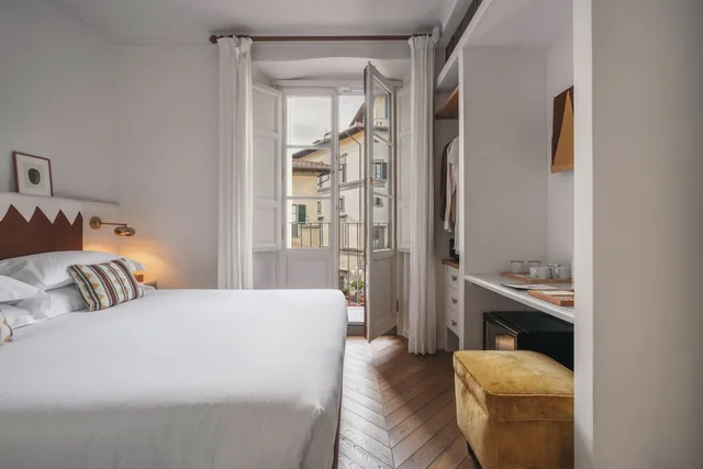 غرفة كلاسيكية بسرير كوين، Casa G. Firenze 2/4