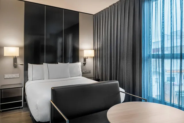 غرفة قياسية بسرير كوين، Ac Hotel Sants 5/10
