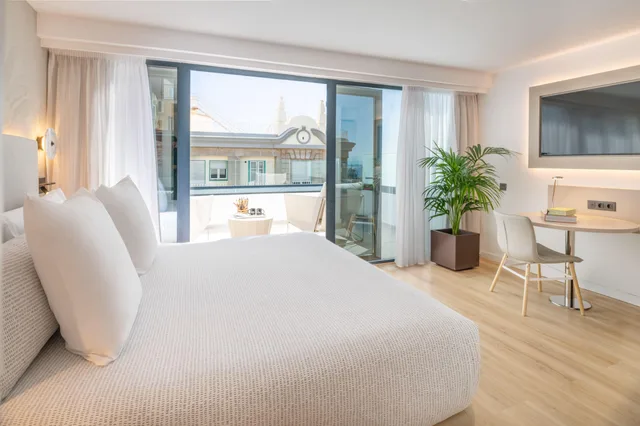 لوفت، INNSiDE by Meliá Tenerife Santa Cruz 3/9