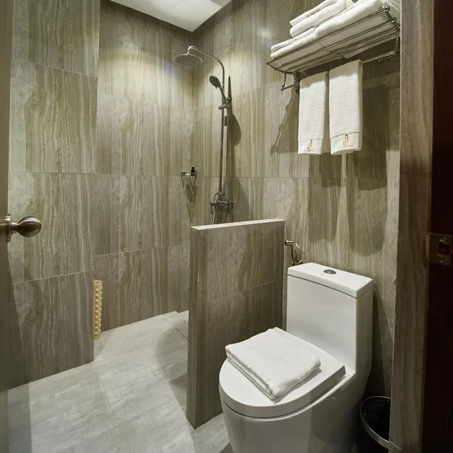 غرفة قياسية بسرير كوين، J7 Hotel Plaza 7/7