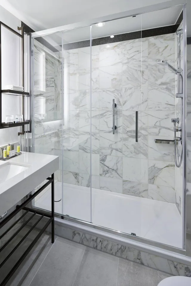 غرفة كلاسيكية بسرير كوين، Marriott London Hotel Grosvenor Square 9/9