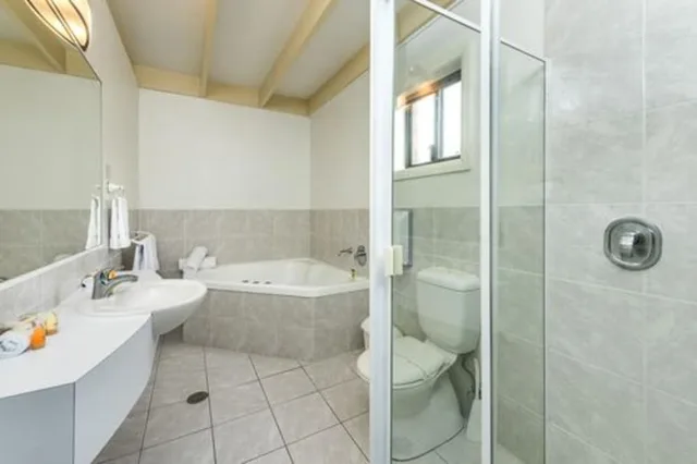 Spa, Villa, King Bed، Sundown Villas 1/2
